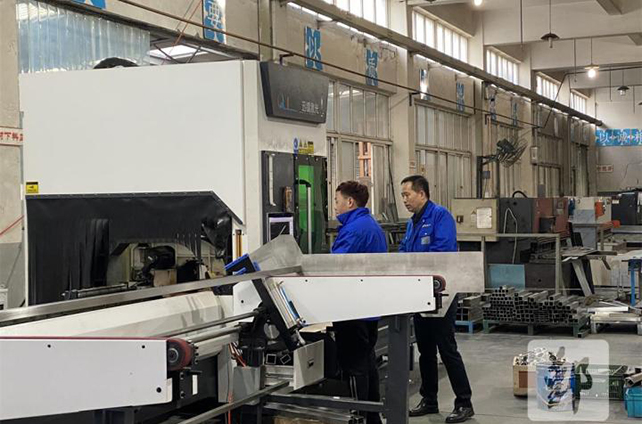 不朽情缘中央厨房生产车间