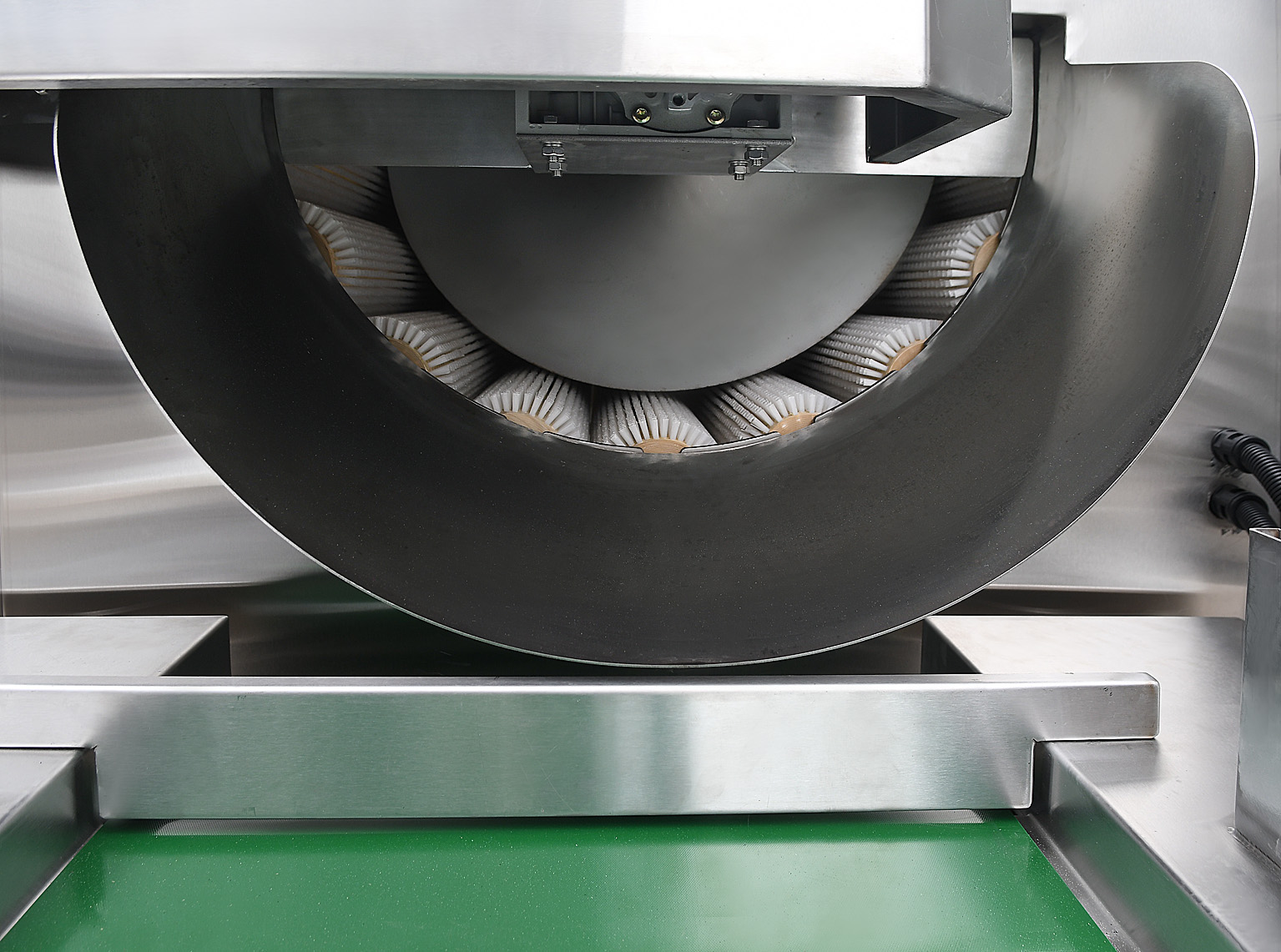 大型全自动一连式根茎类洗濯加工线（全品类）