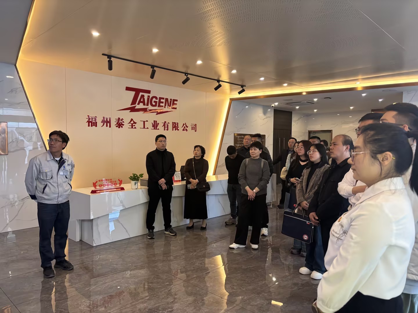 ��ҳ-AG��Ѷ�����˹ٷ���վ